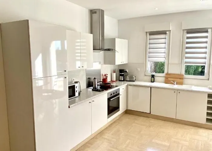 -chez Mado- * Saint-Julien-lès-Metz